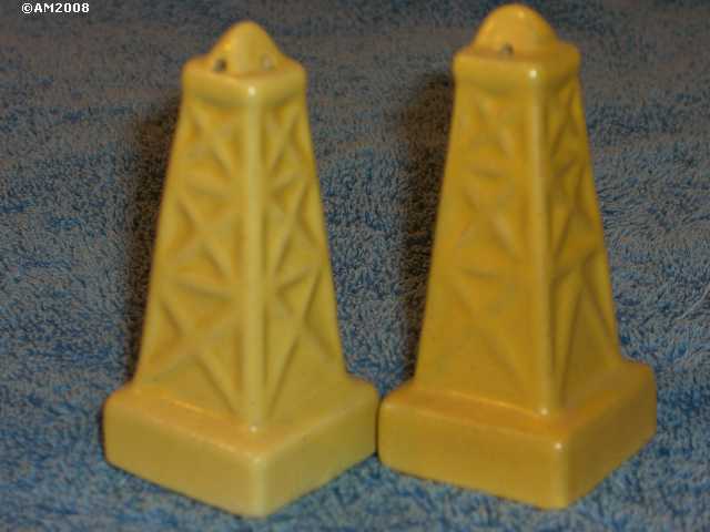 Oil Derrick shakers glazed matte yellow